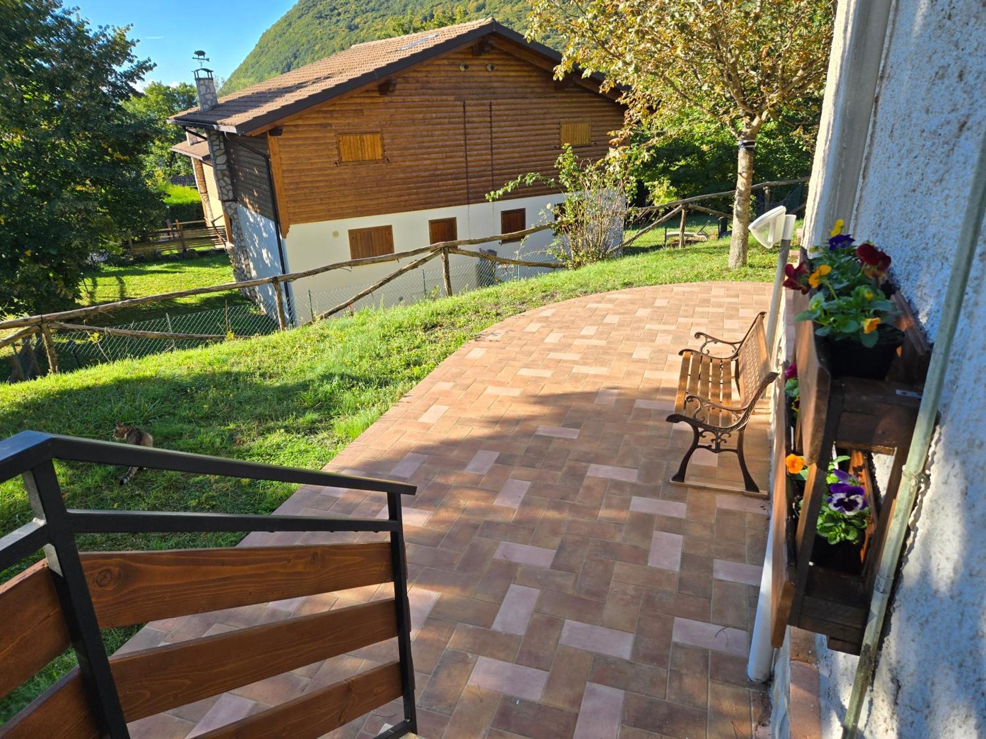 Home & Garden Castel Di Sangro Esterno foto